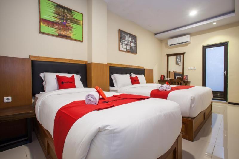 Reddoorz Premium @ Jalan Cengkeh Malang Hotel Стая снимка